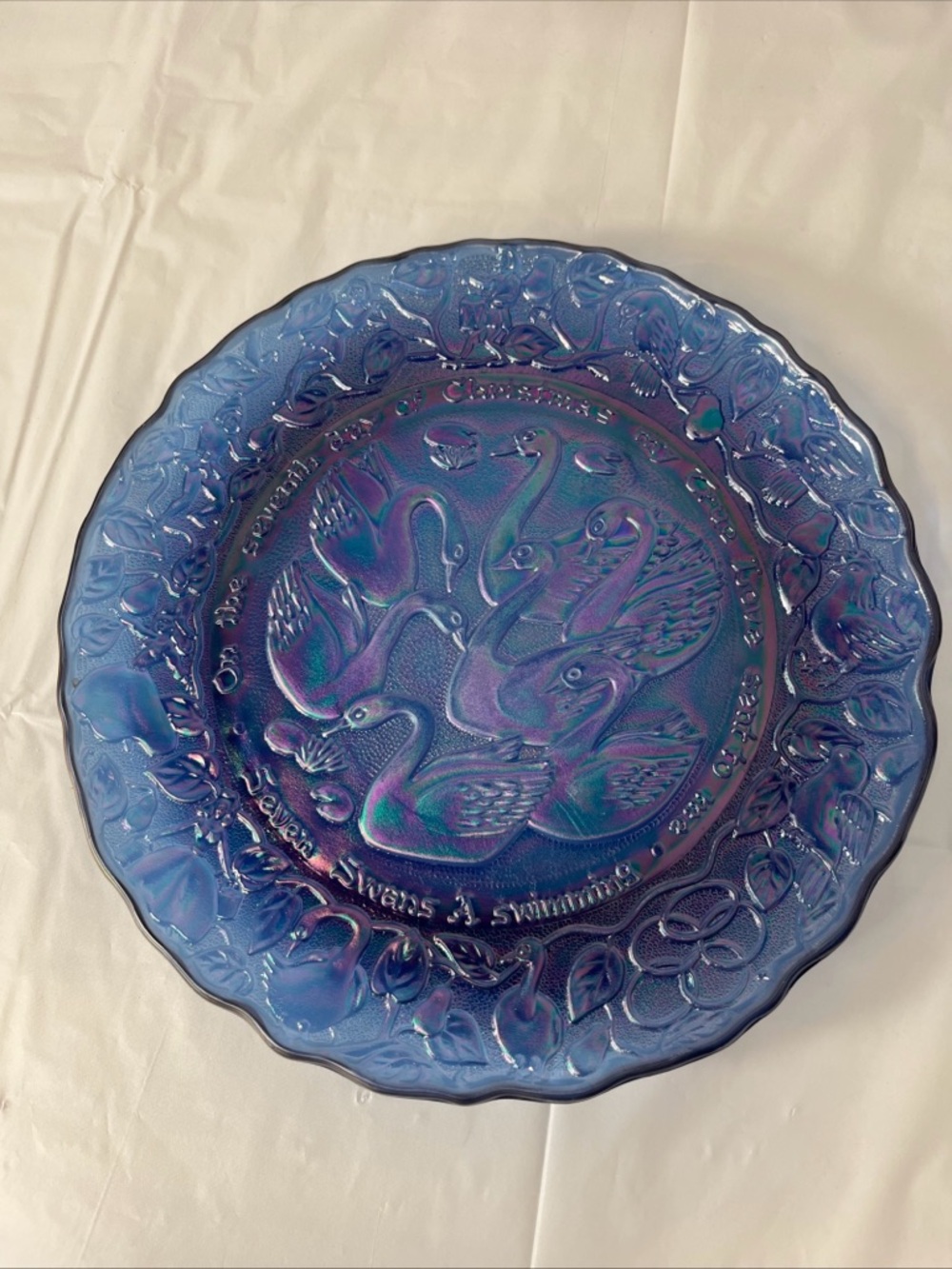 Iridescent Blue-Purple Decorative Swan Glass Wall Plate
